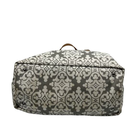 Petunia Pickle Bottom Downtown Tote – Breakfast in Berkshire Diaper Bag - Picture 7 of 7